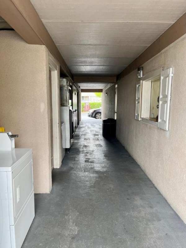 West Bank Inn image 12